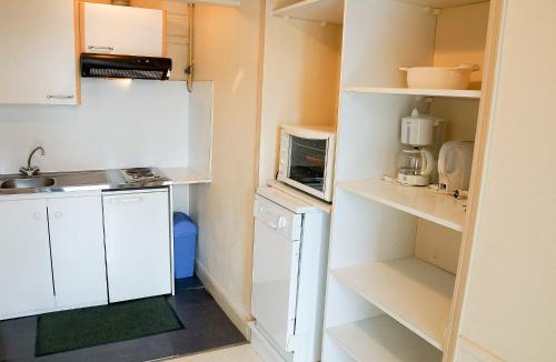La Richardais Apartment | Apartment Le Petit Robinson-4 by Interhome