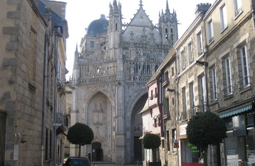 Alencon Apartment | APARTMENT "LE PONT NEUF 61" *