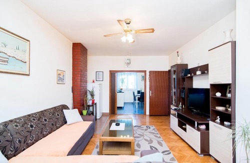 Supetar Apartment | Apartment Lena