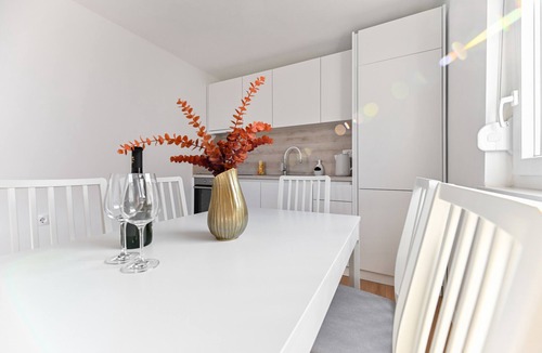 Sukosan Apartment | Apartment Lerocco