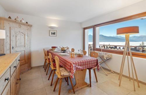Vermala Apartment | Apartment Les Aiguilles Vertes Rez inférieur by Interhome