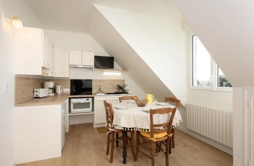 Lancieux Apartment | Apartment Les Ajoncs by Interhome