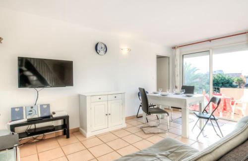 Cap d'Agde Apartment | Apartment Les Andalouses by Interhome