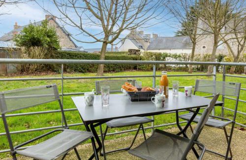 Pleurtuit Apartment | Apartment Les Caps Horniers by Interhome