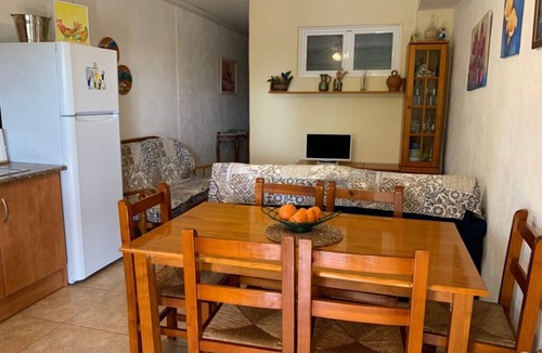 Camarles Apartment | Apartment 'Les Casetes Del Mas 1' with Mountain View, Wi-Fi and Air Conditioning