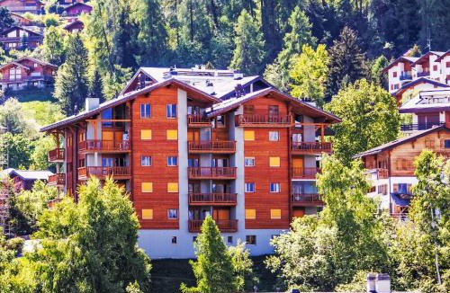 Saint-Pierre-de-Clages Apartment | Apartment Les Chouettes 1 by Interhome