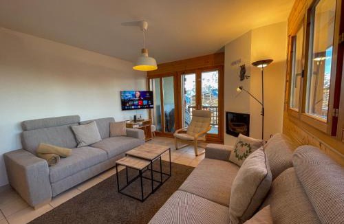 Saint-Pierre-de-Clages Apartment | Apartment Les Chouettes 11 by Interhome