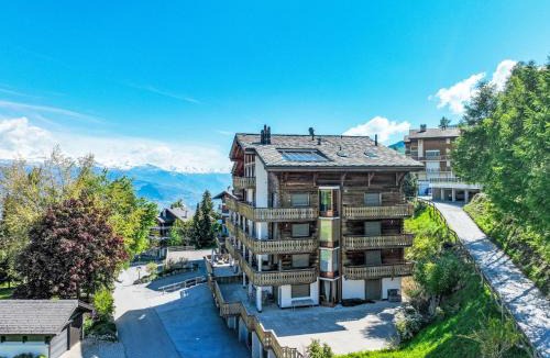 Saint-Pierre-de-Clages Apartment | Apartment Les Cimes Blanches B 401 by Interhome