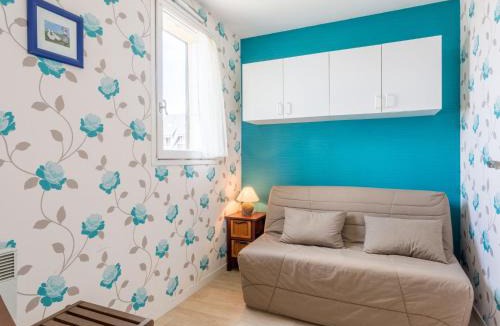 Villers-sur-Mer Apartment | Apartment les Colombières-9 by Interhome