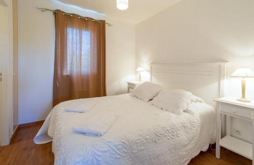 Parentis-en-Born Apartment | Apartment Les Cottages du Lac T2 Tradition by Interhome