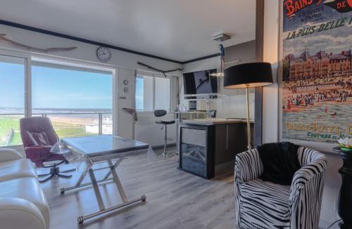 Le Home Apartment | Apartment Les Dunes by Interhome