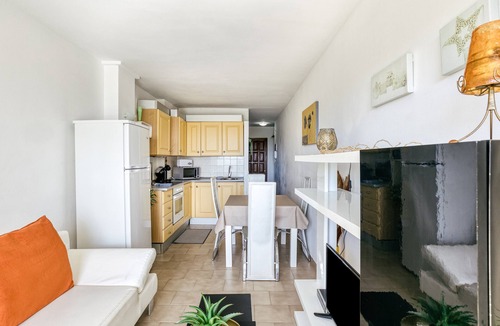 Empuriabrava Apartment | Apartment 'Les Embruns' with Sea View, Private Terrace and Balcony