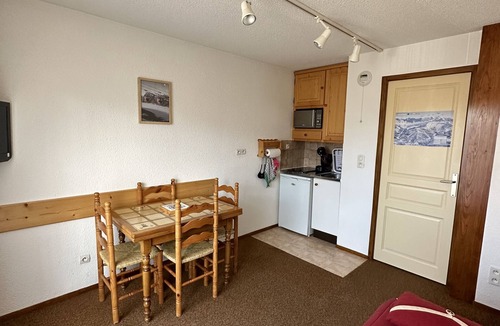 Les Carroz-d'Araches Apartment | Apartment Les Carroz d'Araches sleeps 4 to 6, mountain view