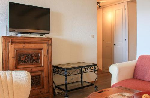 Villars-sur-Ollon Apartment | Apartment Les Girolles B15 by Interhome