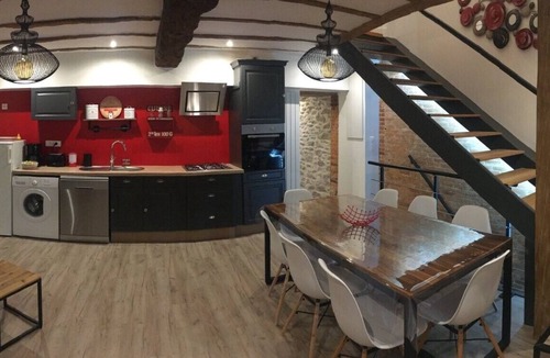 Les Epesses Apartment | Apartment "Les Glycines N2" with Private Terrace, Balcony and Wi-Fi