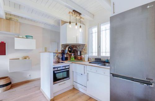 Cavaliere Apartment | Apartment Les Lantanas-2 by Interhome