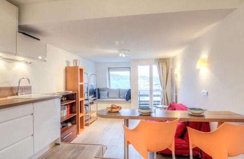 Deauville Apartment | Apartment Les Marinas-6 by Interhome