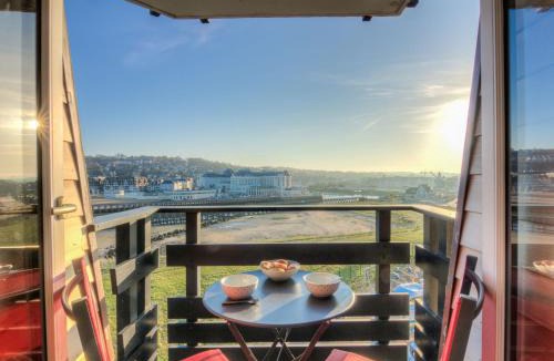 Deauville Apartment | Apartment Les Marinas-6 by Interhome