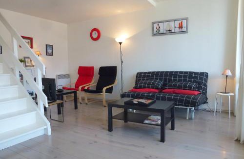 Deauville Apartment | Apartment Les Marinas-7 by Interhome