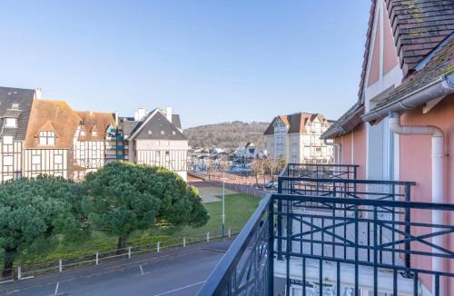 Port Guillaume Apartment | Apartment Les Marines 1 et 2-7 by Interhome