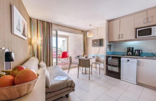 Gassin Apartment | Apartment Les Marines-44 by Interhome