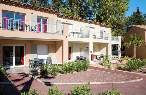 Les Restanques Apartment | Apartment Les Perles de Saint Tropez - POG163