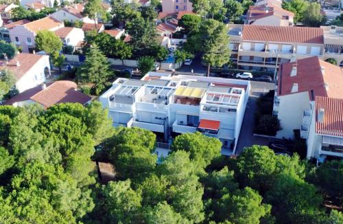 Argeles Plage Apartment | Apartment Les Pins Parasols-1 by Interhome