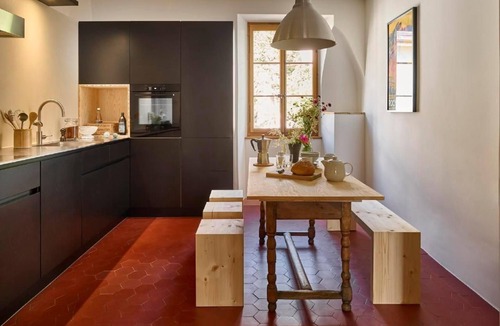 Veytaux Apartment | Apartment "Les Platanes" with private balcony