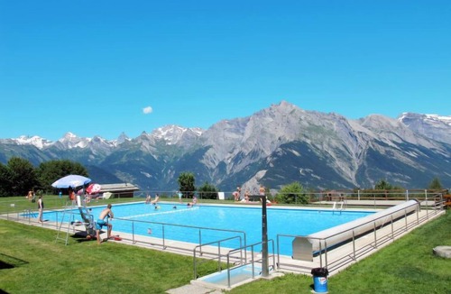 Saint-Pierre-de-Clages Apartment | Apartment Les Platanes F4 in Nendaz - 6 persons, 3 bedrooms