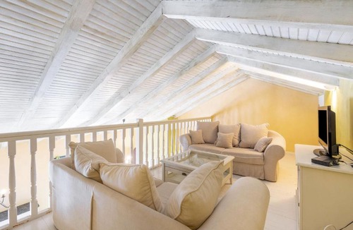 Narbonne Apartment | Apartment Les Vendanges by Interhome