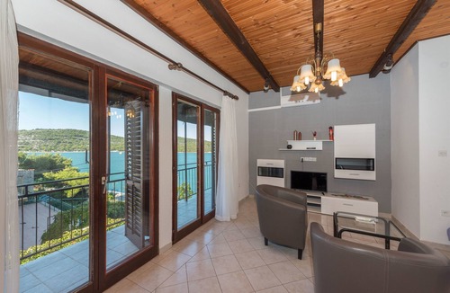 Tijesno Apartment | Apartment Lidija