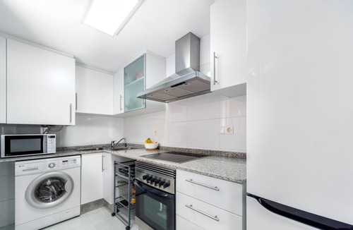 Canet de Berenguer Apartment | Apartment 'Lopimar Exclusivo' with Private Terrace, Wi-Fi and Air Conditioning