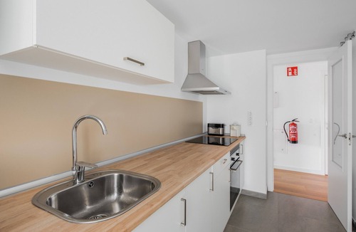 Canet de Berenguer Apartment | Apartment 'Lopimar Bonito' with Mountain View, Wi-Fi and Air Conditioning