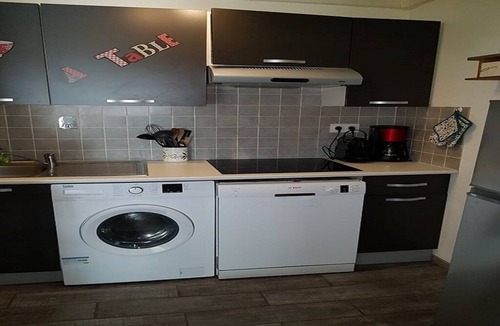 Cauterets Apartment | APARTMENT LOCATED IN TOWN CENTER WIFI PRIVATE PARKING SECURE 3 STARS