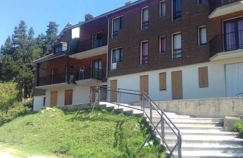 Pyrenees 2000 Apartment | Apartment located on the slopes next to a kindergarten