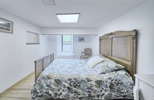 Arreau Apartment | Apartment 'Loft En Duplex Avec Balcon Et Vue' with Mountain View and Balcony