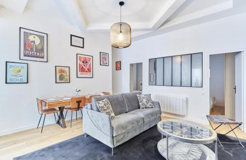 Charonne Apartment | Apartment Loft Père Lachaise by Studio prestige