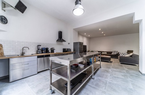 Dunkerque Centre Apartment | Apartment 'Loft' with Private Terrace and Wi-Fi