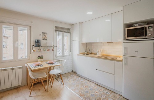 Burgos Apartment | Apartment 'Loló Vut' with Wi-Fi