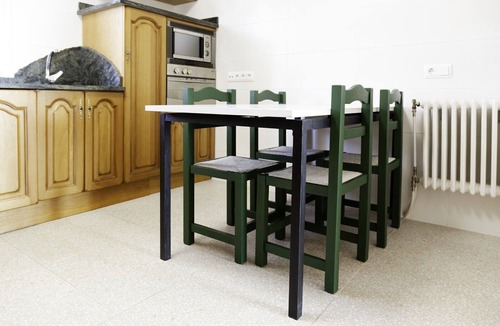 Viana Apartment | Apartment 'Los Borgia' with Balcony and Wi-Fi