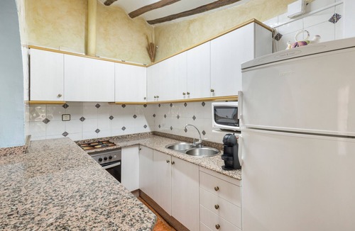 Calar de la Santa House | Apartment 'Los Pozos I' with Mountain View, Shared Pool and Wi-Fi