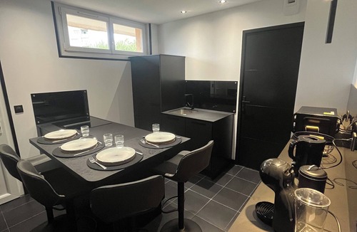 Limoges Apartment | Apartment Lounge/Near CHU