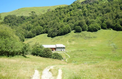 Bagneres-de-Luchon Apartment | Apartment Luchon 2-4 people