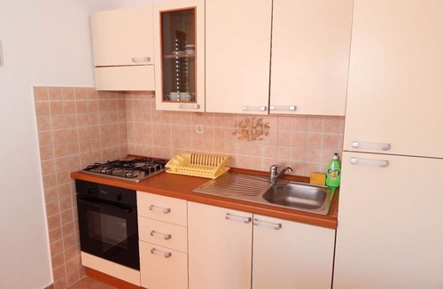 Pag Apartment | Apartment Luce - family friendly & parking: A5(4) - Pag, Island Pag, Croatia