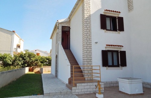 Pag Apartment | Apartment Luce - family friendly & parking: A5(4) - Pag, Island Pag, Croatia