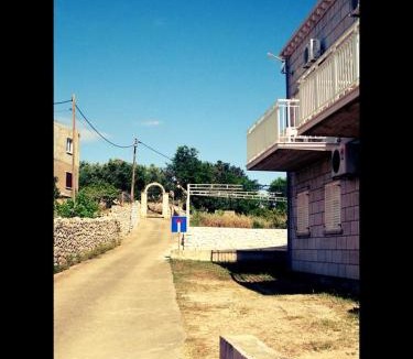 Vela Glavica Apartment | Apartment Lumbarda 12839a