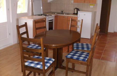 Molunat Apartment | Apartment Luna - One-Bedroom Apartment with Terrace and Sea View