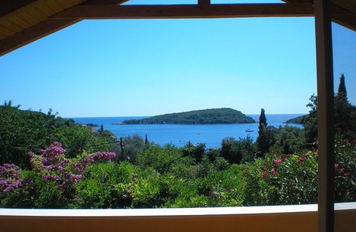 Molunat Apartment | Apartment Luna - One-Bedroom Apartment with Terrace and Sea View