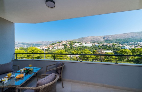 Gorica Apartment | Apartment LuNi - Three Bedroom Apartment with Balcony and City View