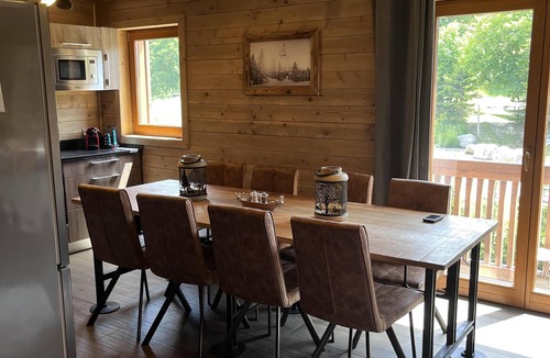 Meribel Village Apartment | Apartment-Luxury-Ensuite with Bath-Mountain view-4 étoiles